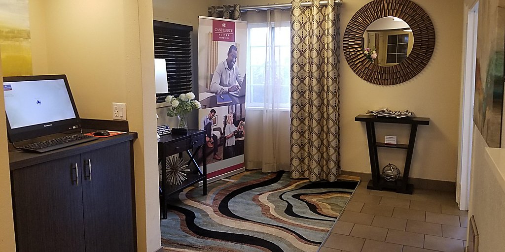 candlewood-suites-dallas-veteran-relief